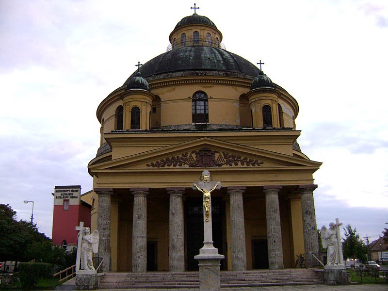 The Round Temple - Szent Anna Körtemplom, Sep,27,2008 by PanoramioEsztergom