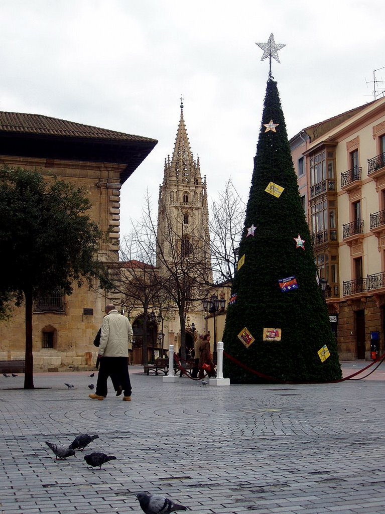 Navidad 2006, Oviedo, Asturias, España by Antonio Alba