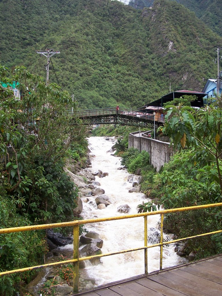 Aguas calientes by carocamarasa