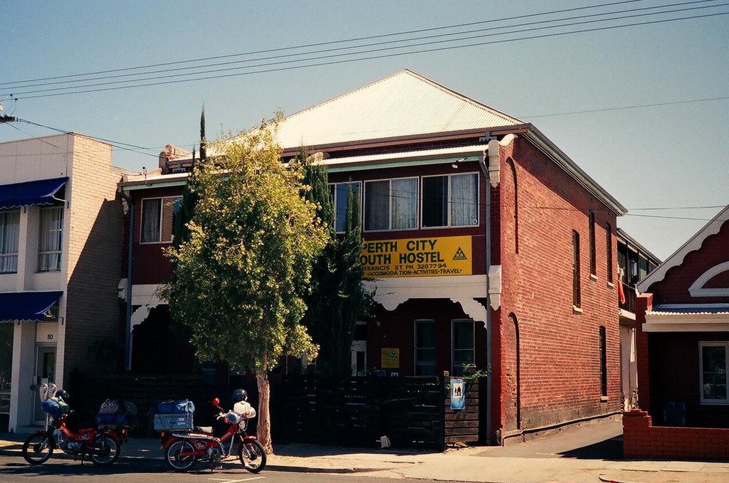 Perth YH, Western Australia 1988 by atiiota