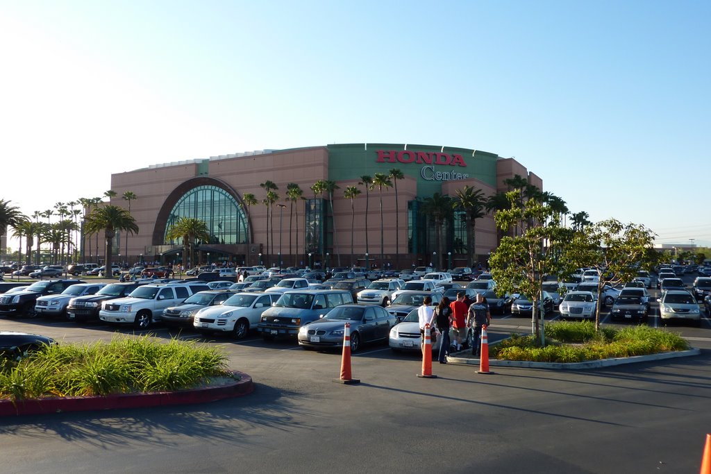 Honda Center - Mighty Ducks Of Anaheim (Icehockey) by KoenigseggCCX