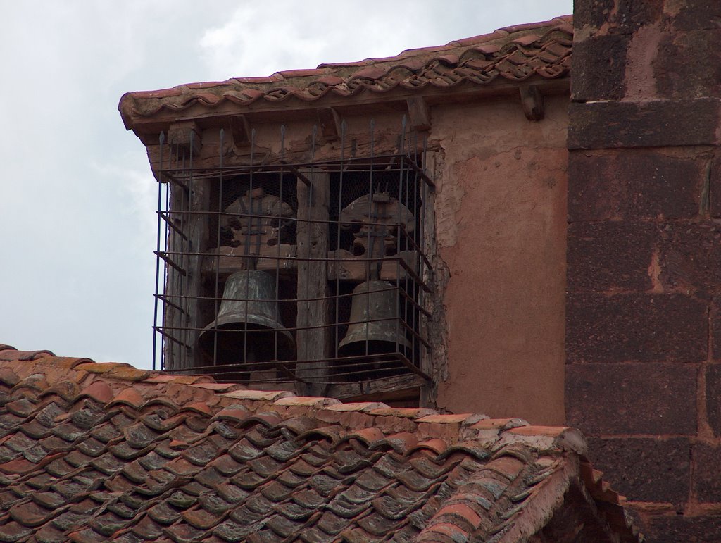 Campanario de la Iglesia by Juan José Zurdo