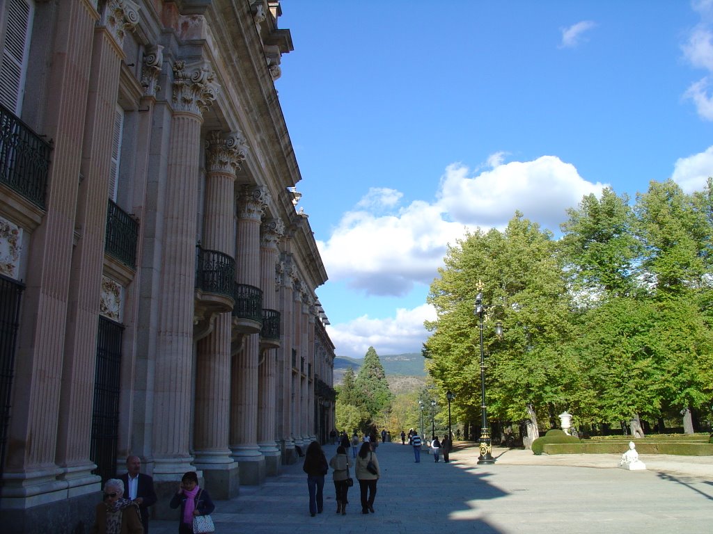 Palacio de la Granja de San Ildefonso, Segovia by Cenit