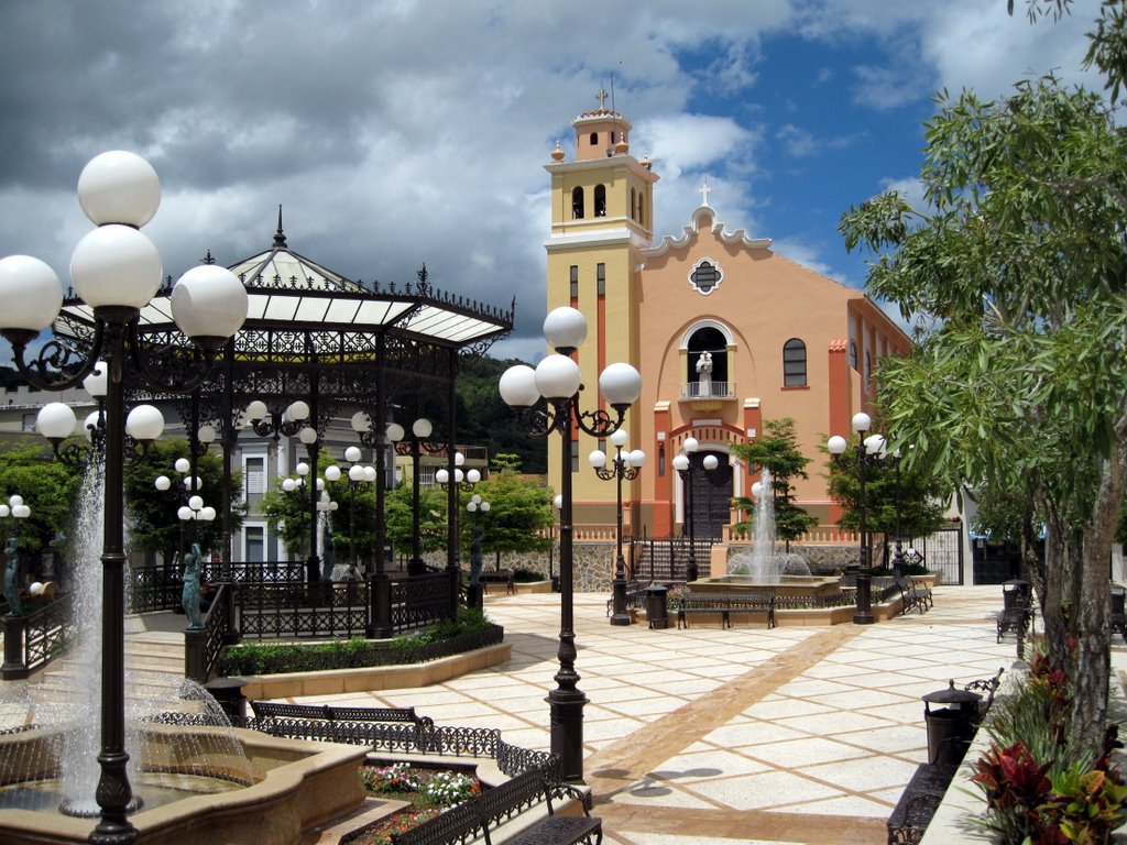 Barranquitas plaza e iglesia nueva by Ricardo Colón