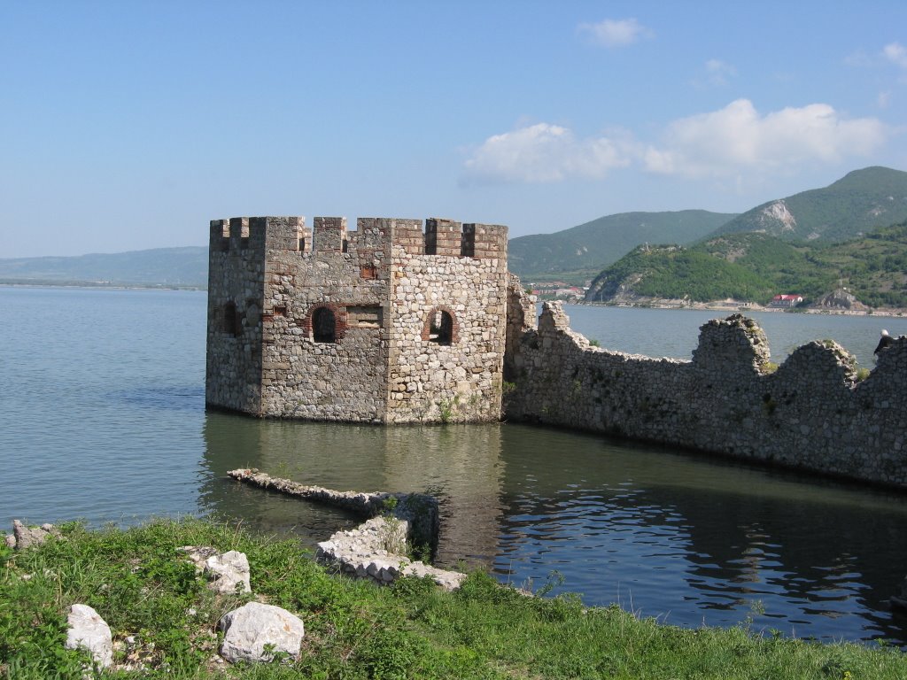 Fortress Golubac XIV by sonjamar