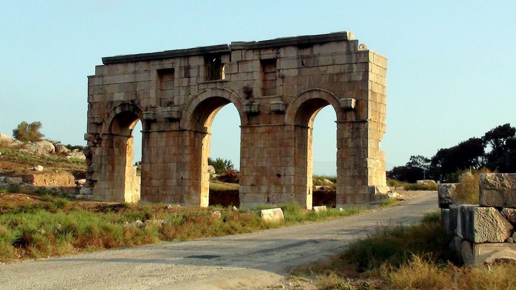 Antalya - Patara - Mettius Modestus Zafer Kapısı by Gurkaynak Alpay