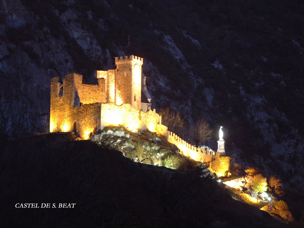 Castell de St. Beat by lluiscanyet