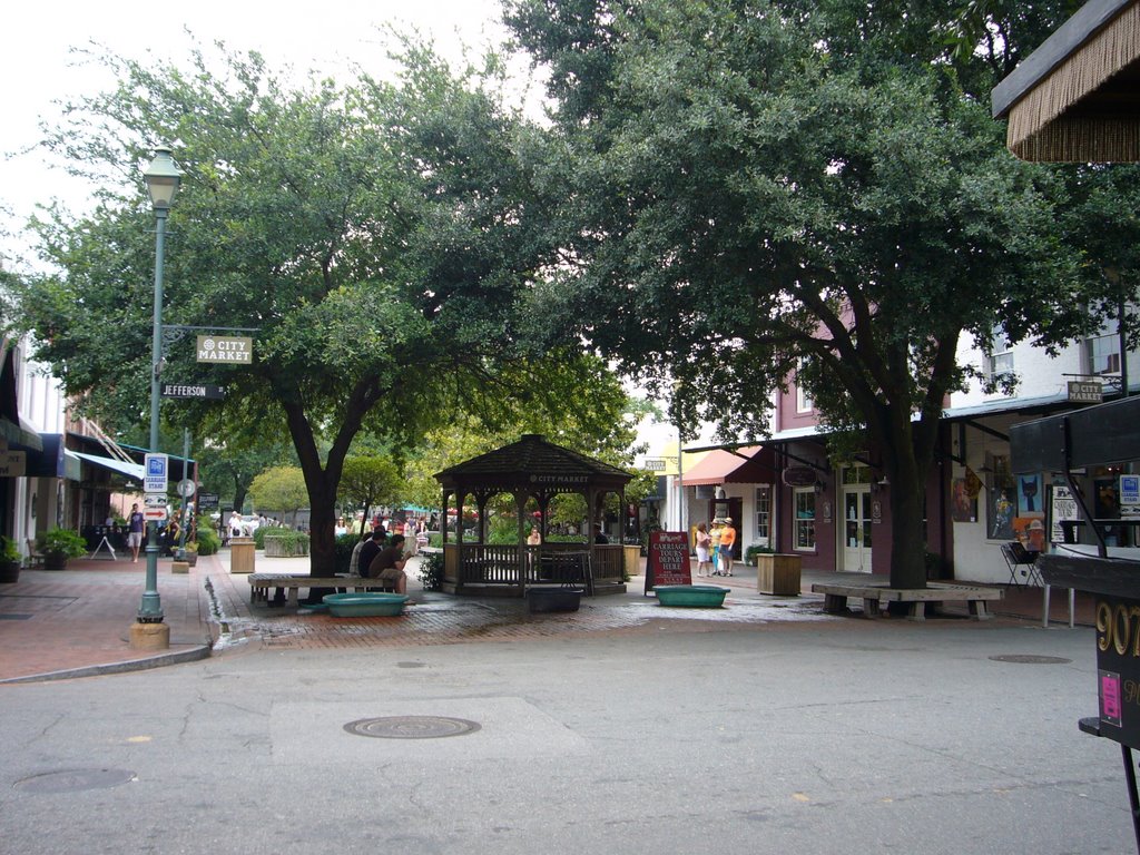 Historic District - North, Savannah, GA 31401, USA by clbaber