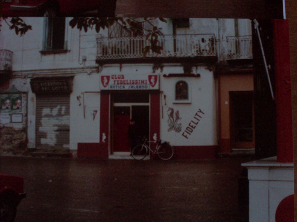 ...quando la Salernitana era in serie A !!!! (largo S.Lucia) by riccardo ciprigno