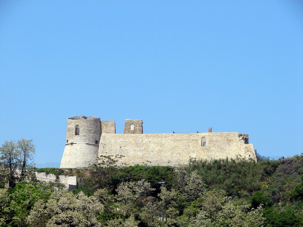 Castello Aragonese =) by Francesca74