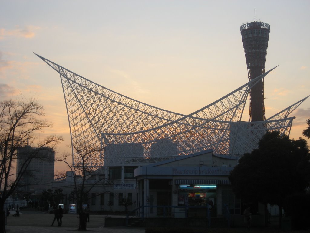 Marine museum in Kobe by Kim Bok-eum(김복음)