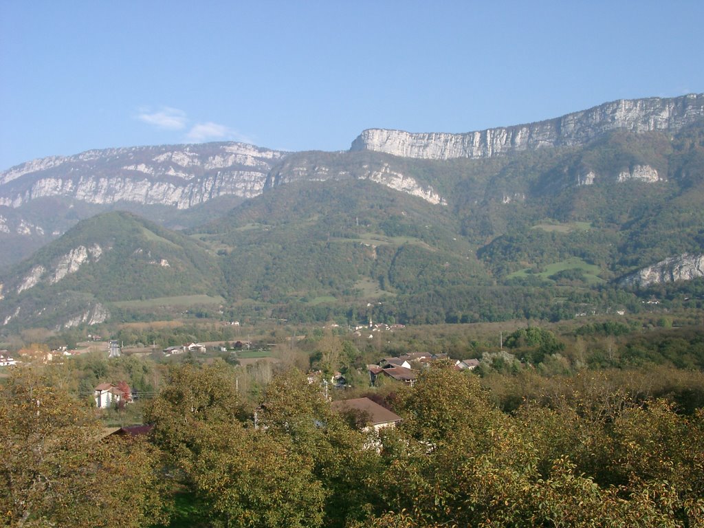 Saint-gérvais vue de Rovon, octobre 2006 by ManuFromGrenoble