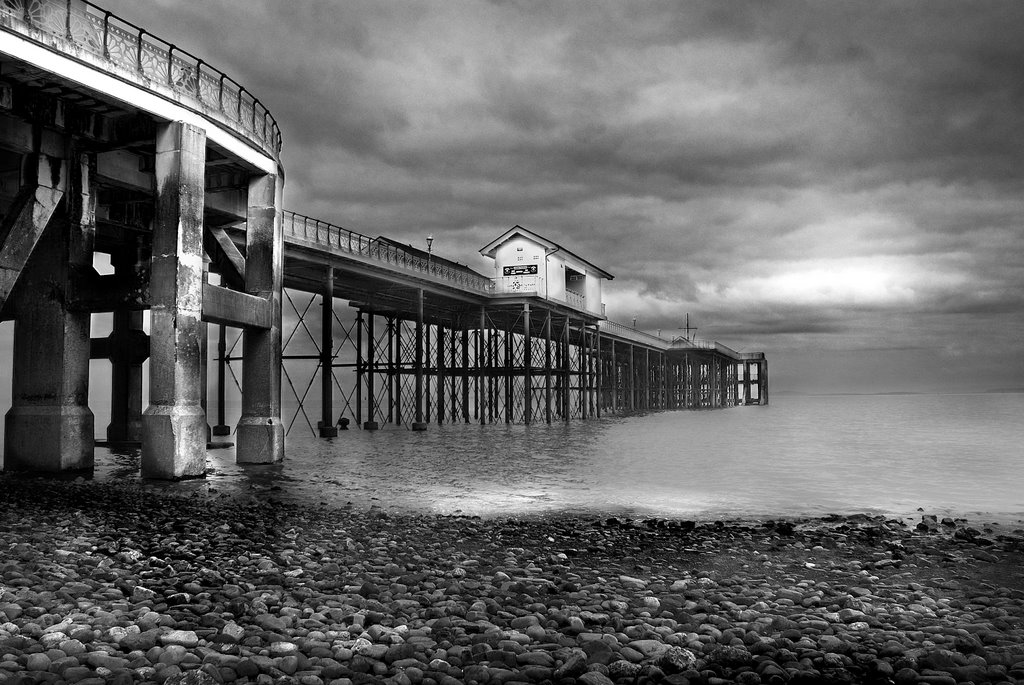 Penarth Pier by ilovelotsofpizza