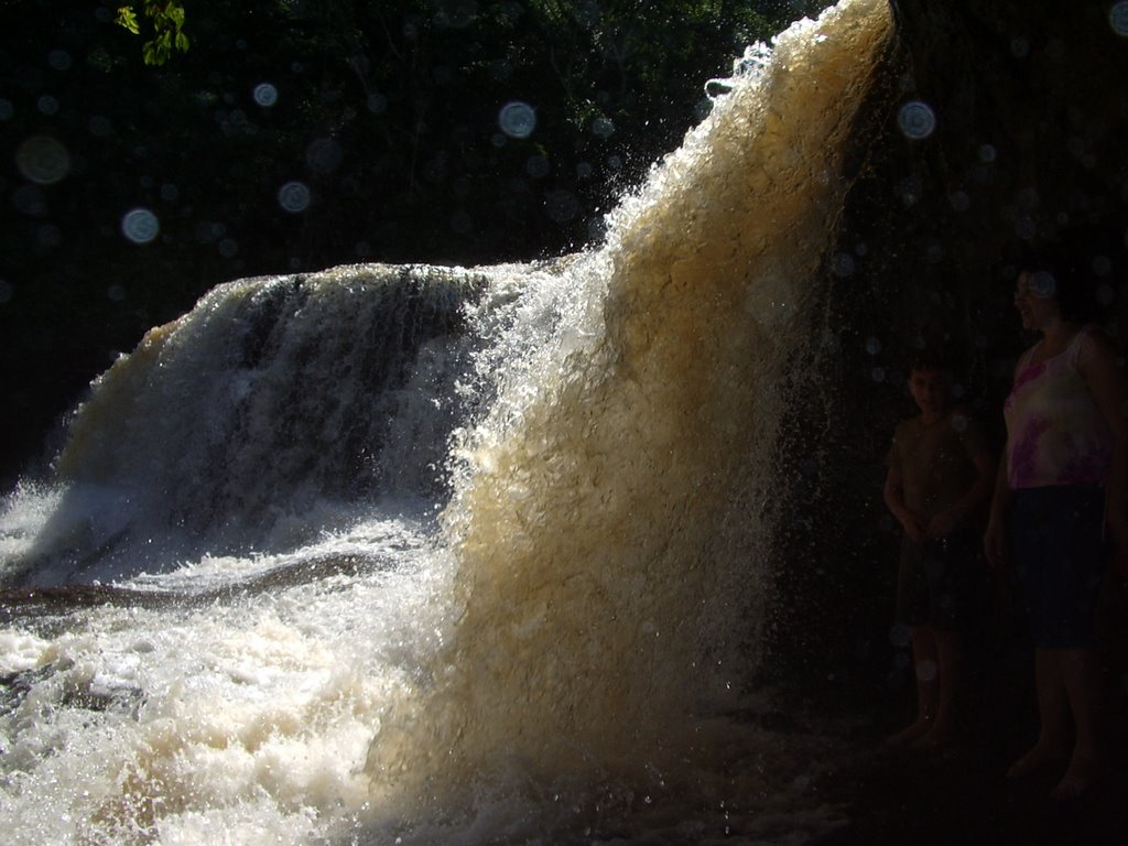 Cachoeira. Rio Azul by Claudenir Lourençato