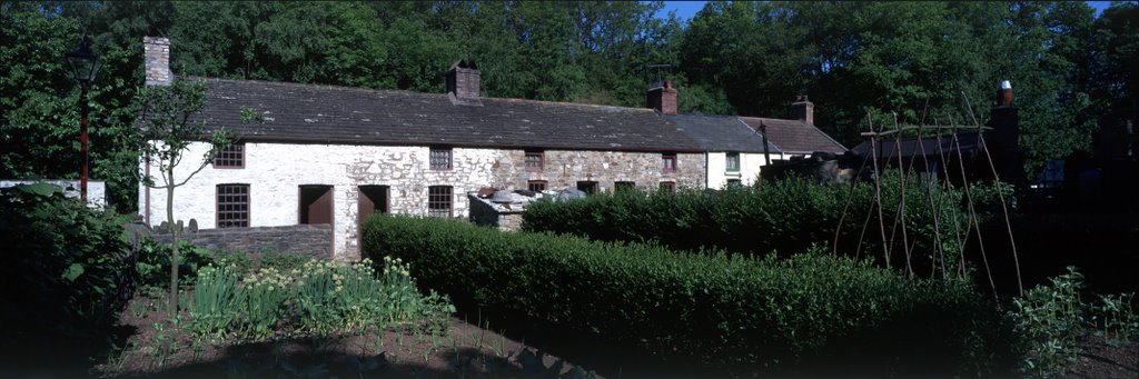 Rhyd-y-car Cottages by museumwales