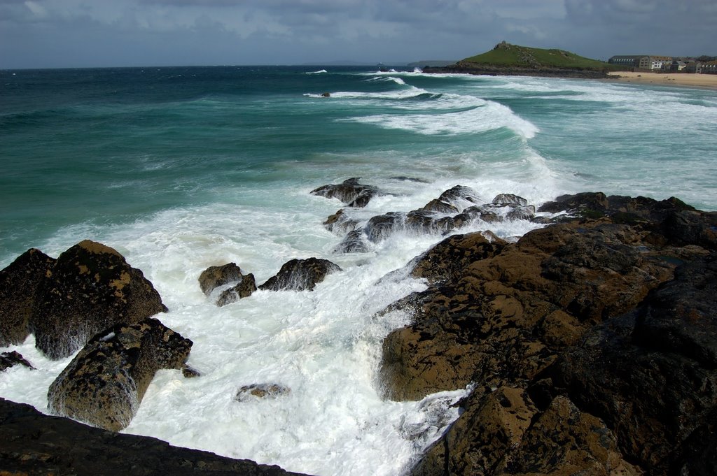 Rough spring seas at Porthmeor beach in St.Ives by Chris Scaysbrook