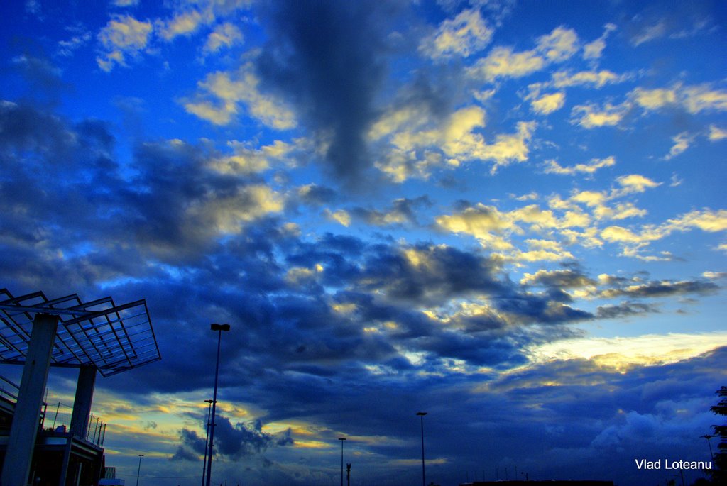 Cognac: Chateaubernard - The Sky by Vlad Loteanu