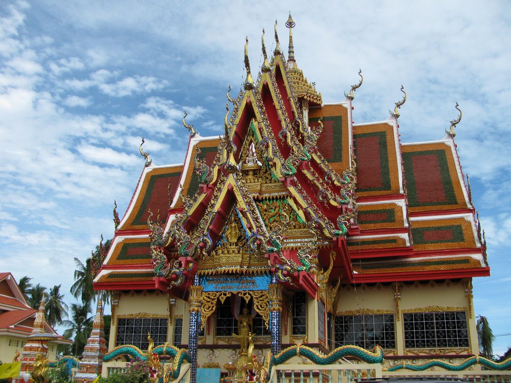 Wat Leam Suwanarm, Koh Samui by Pierre van Lent