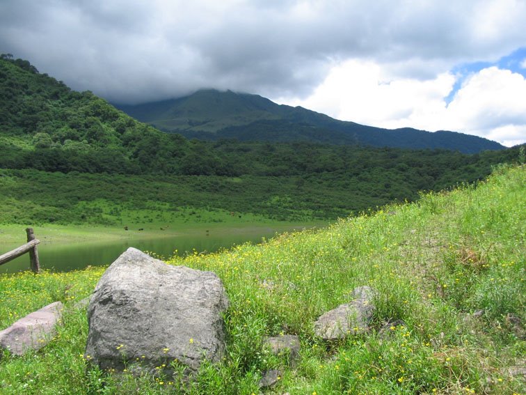 LAGUNA DE YALA by lobo jujeño