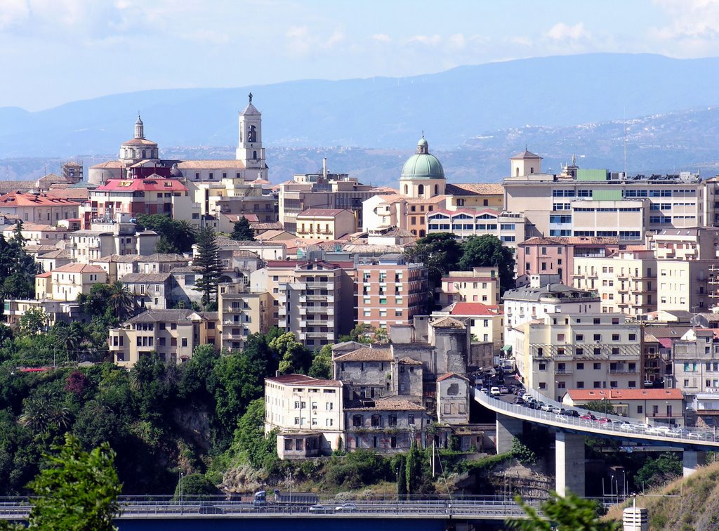 Catanzaro panoramica by giuseppe_celi