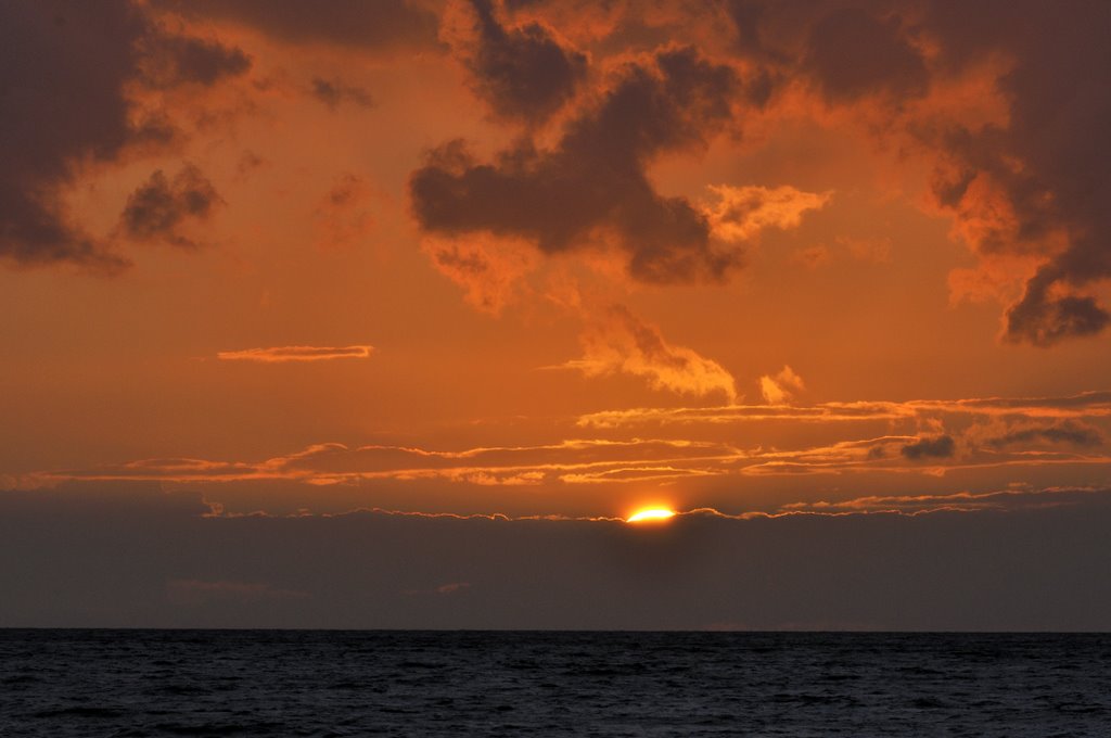 Sonnenuntergang am Freesenbruch by Heinz Brethauer