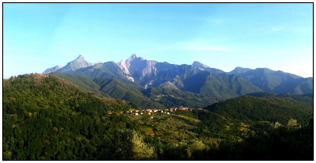 Apuane - Il gruppo del Monte Pisanino by xocotl