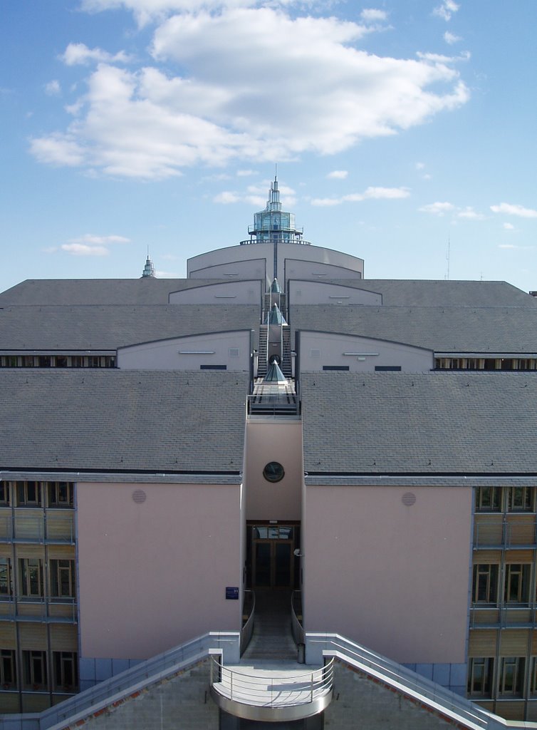 Le palais de justice by Guy André