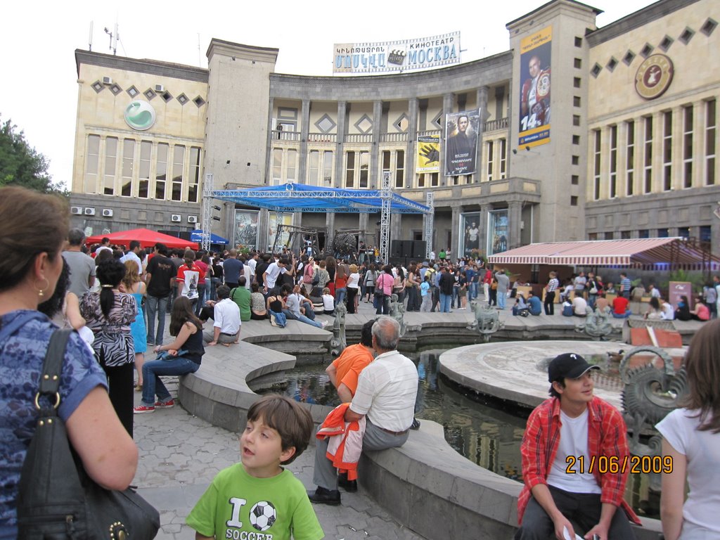 Yerevan, ''Moscow'' cinema by Ruben Sargsyan