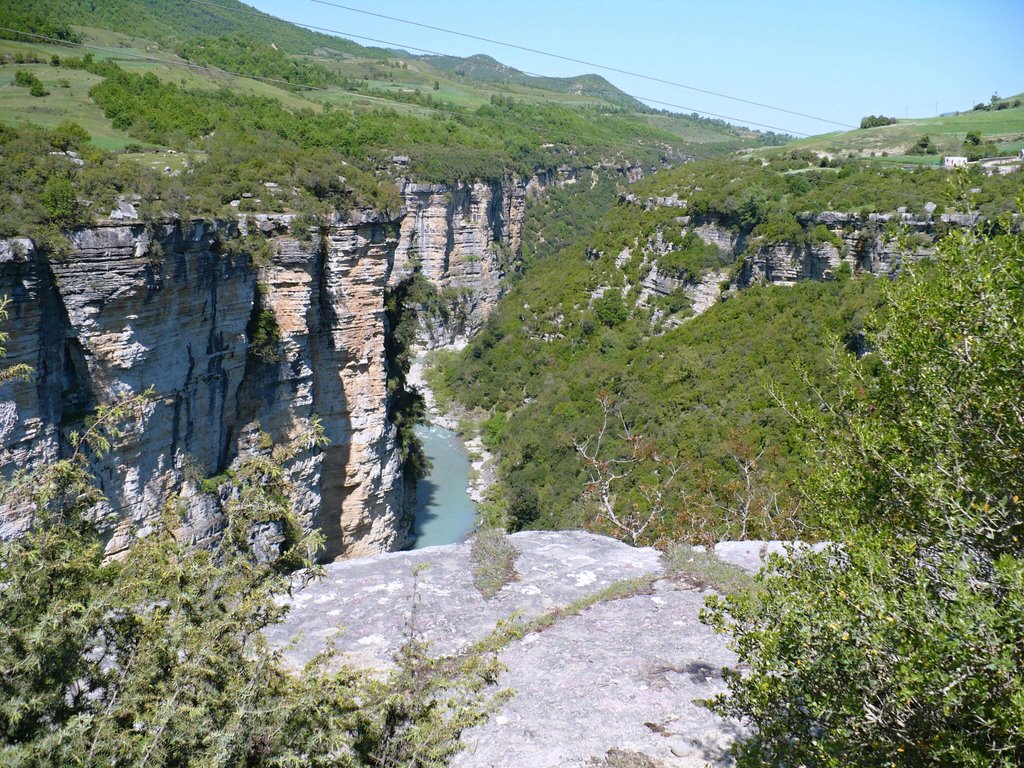 Canyon of river Osum by HonzaM