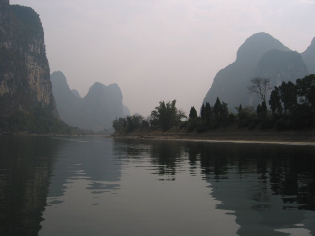 Lingchuan, Guilin, Guangxi, China by Eric Hanscom