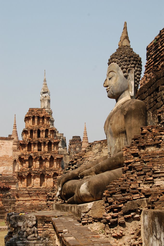 Sukothai Historical Park by e1982