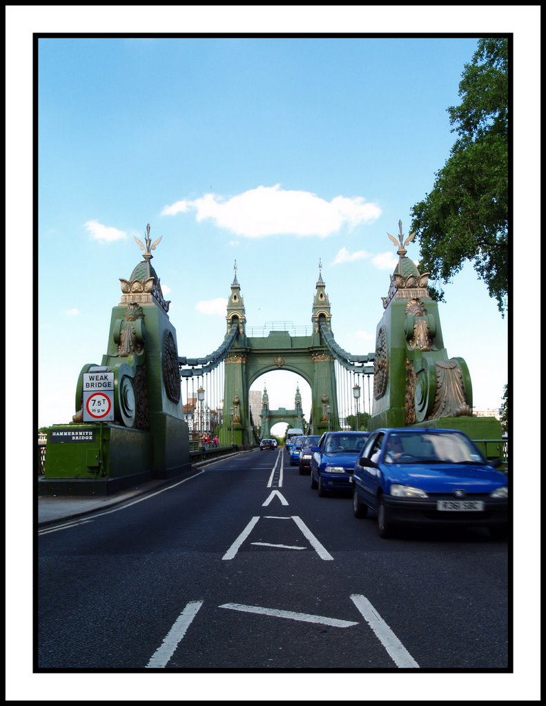 Hammersmith Bridge from Barnes by Chrisd Maskell