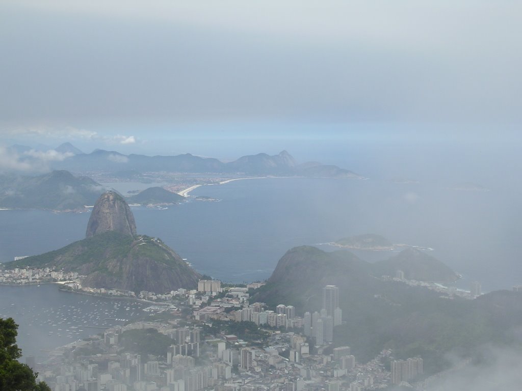 Pao de Acucar (Sugar Loaf) seen from Corcovado by renbas