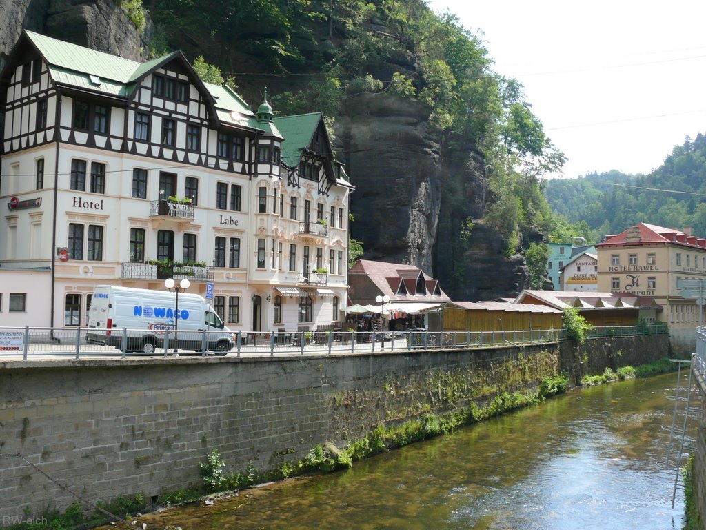 Hotel in Hrensko - Herrnskretschen by Robert (elch)