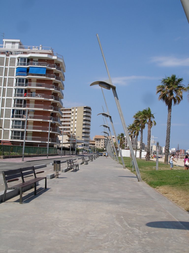 Farolas en paseo torre valentina- by ROBERT MORANCHO