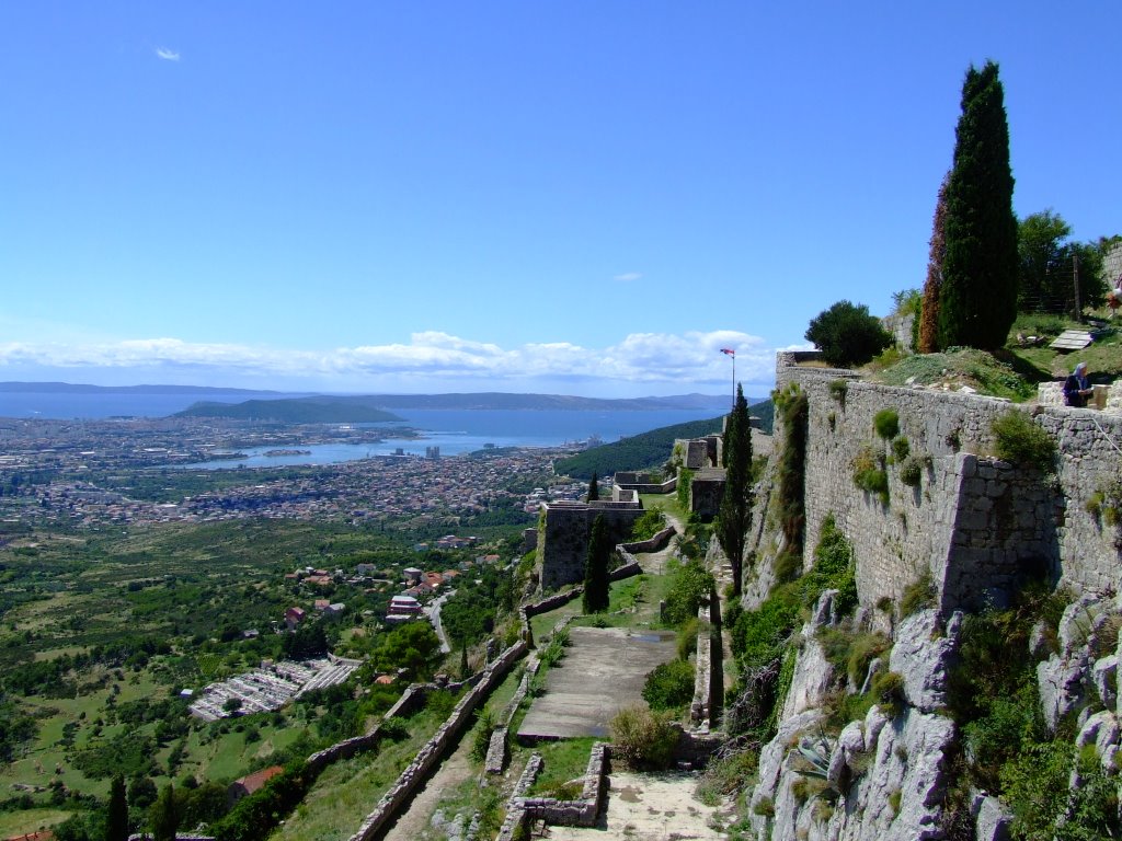 View from Klis fortress by Beno Grychtolik