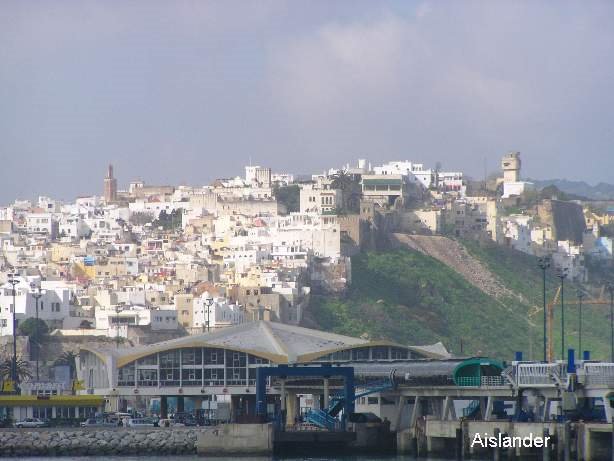 Tanger: Casbah vue du port / from port / vom Hafen by Aislander@ymail.com