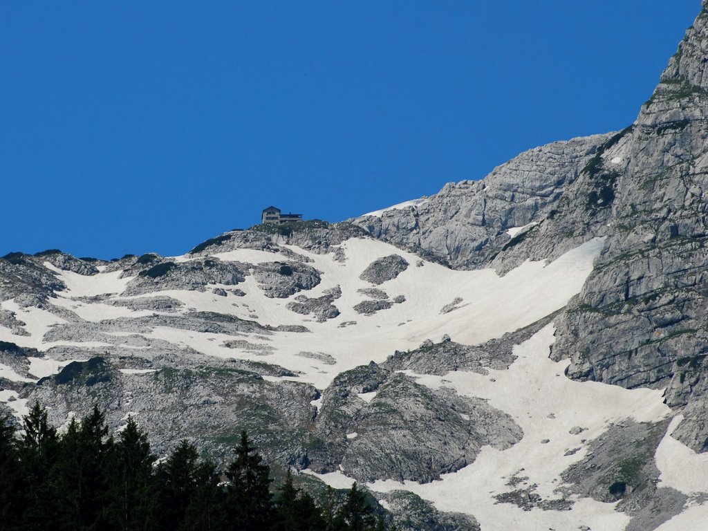 Schmidt-Zaabierow-Hütte von Lofer gesehen by Hans Wolters