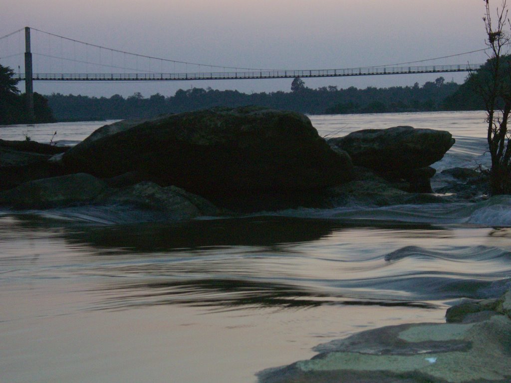 Bridge Moon river (Pak Moon Dam) by Warin