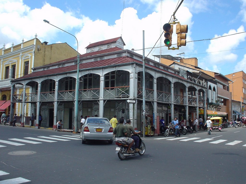 Casa de Fierro - Iquitos by S. Hottentot