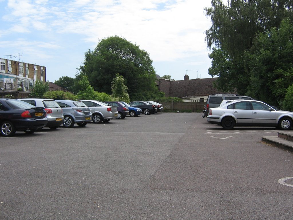 The Old White Hart Car Park by Robert'sGoogleEarthPictures