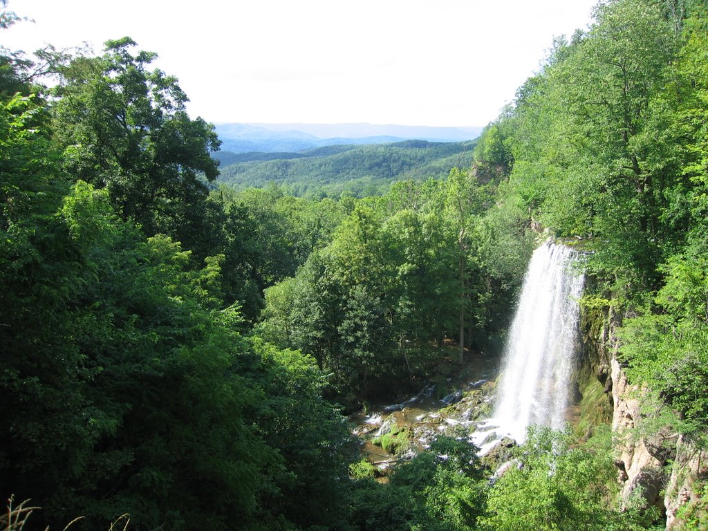 Falling Springs Falls 3 by Sweendog