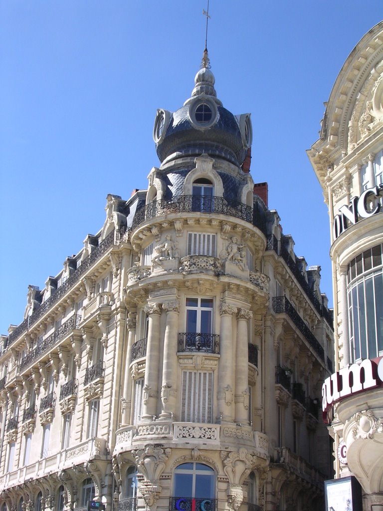 Ctre Historique, Montpellier, France by Quino Cascorro