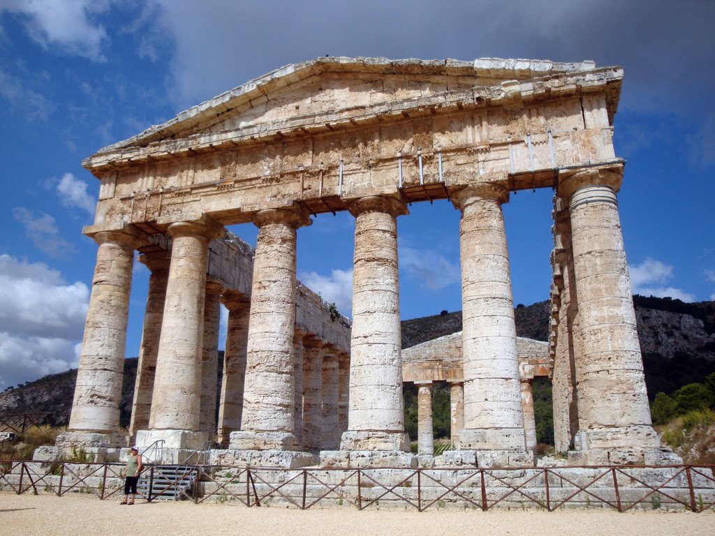 Segesta, Templo dórico hexástilo, s.V a.c. by cesarcriado