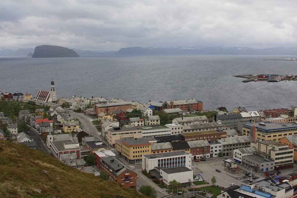 View on Hammerfest's center by Evgeniy Metyolkin