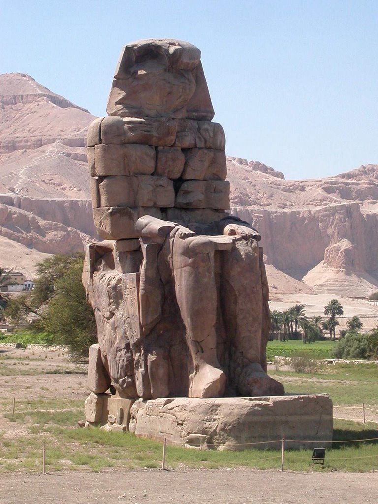 Statue de Memnon by youssef_alam