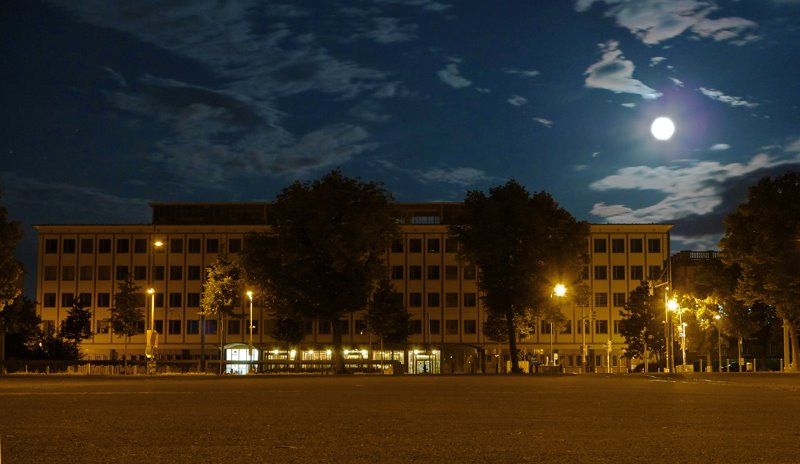 Hauptgebäude DHFK Leipzig/Sportfakultät Universität Leipzig by ZenkStarr