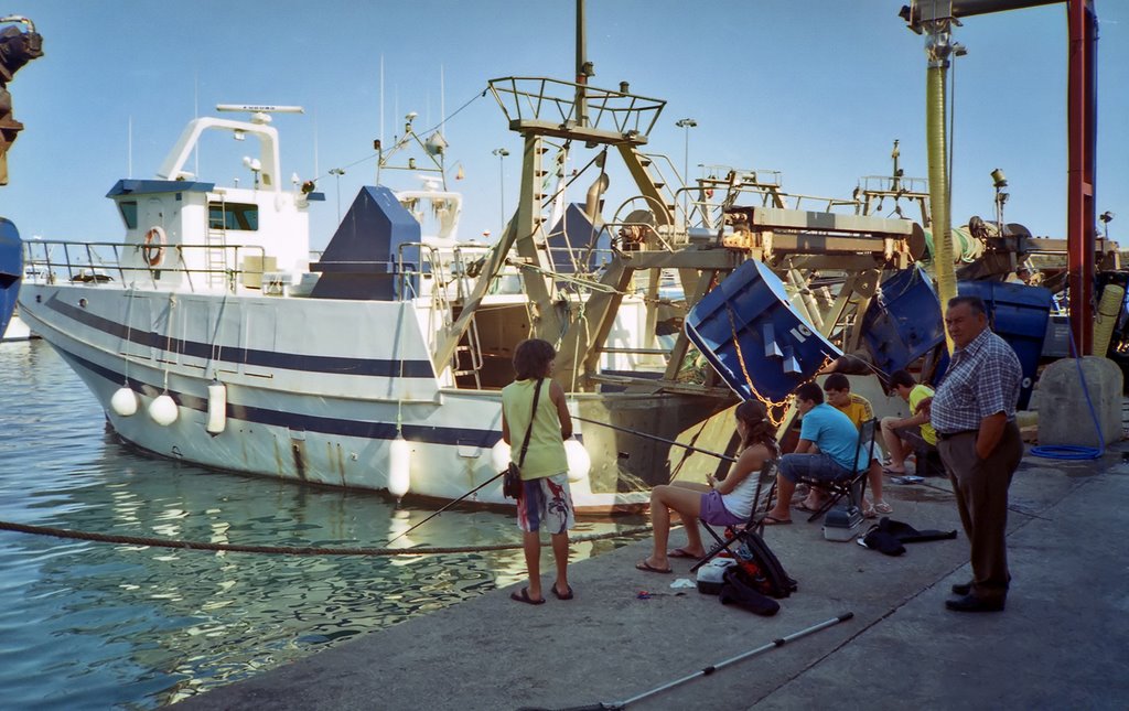 19 - Fishing off the dock, Javea port. Olympus XA/Kodak Color Plus/Epson 2480 scanner by David Ian Wilson