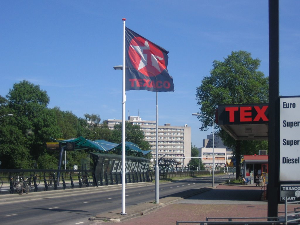 Texaco Europaweg by sunbeams