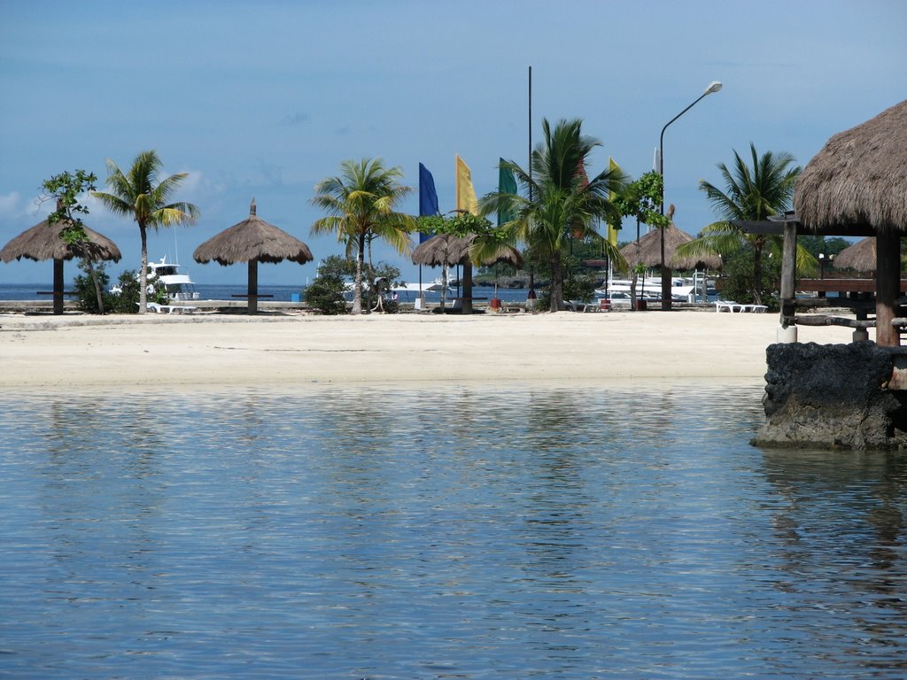 Maribago, Lapu-Lapu City, Cebu, Philippines by romel jumalon